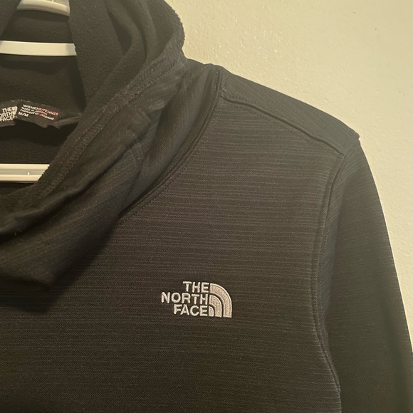 North Face Turtleneck Long Sleeve Sweater - Picture 1 of 4